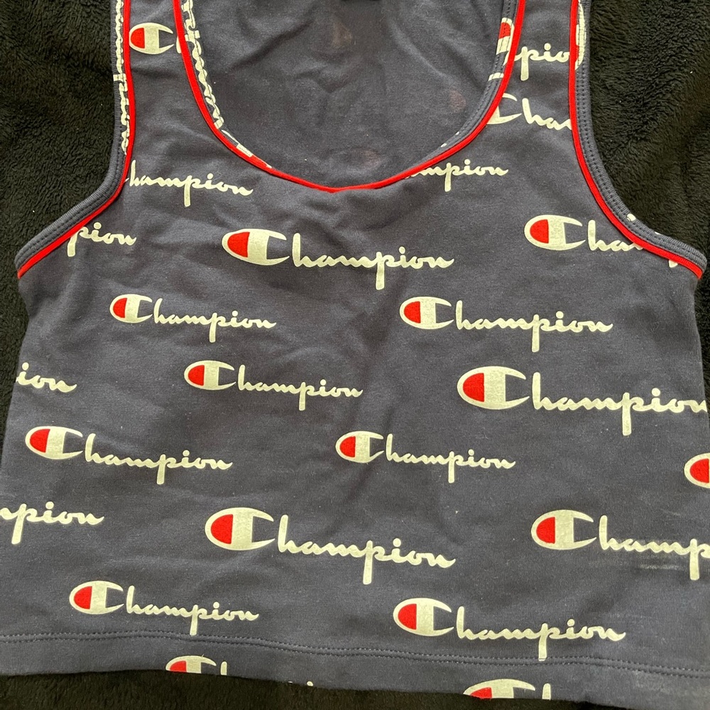 Champion logo tank